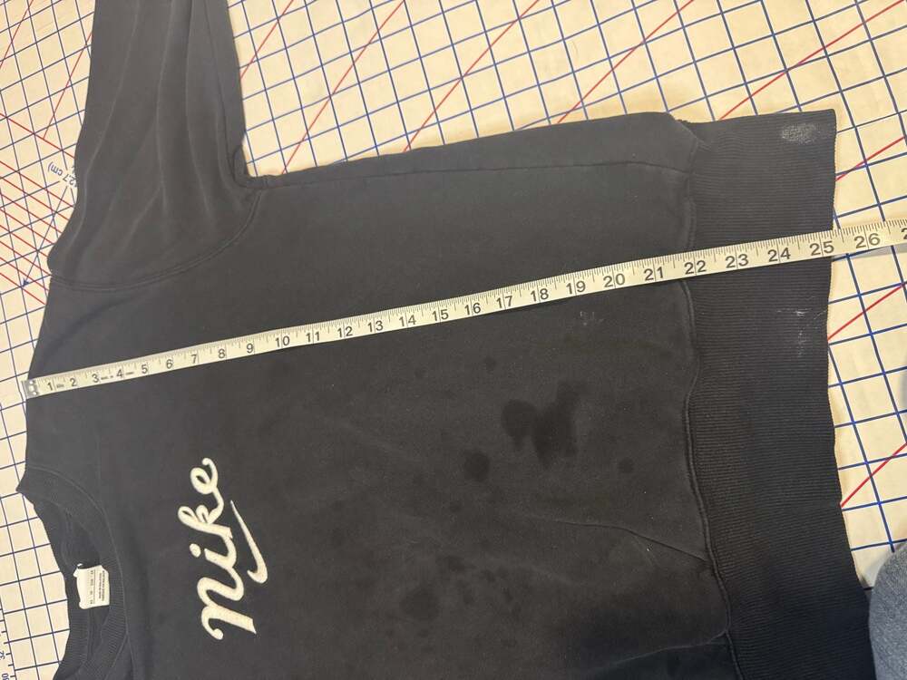 Nike Script Logo Black Crewneck Sweatshirt Size XS - Picture 7 of 9